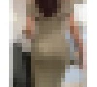 980485