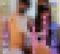 982884