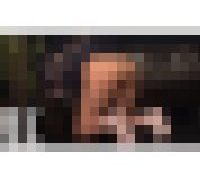 988576