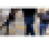 988908