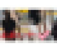 989285
