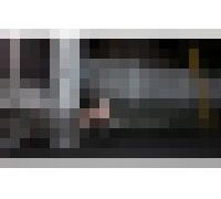 989325