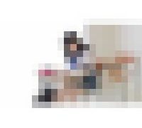 989402