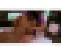 989417