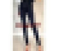 989617