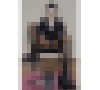 989723