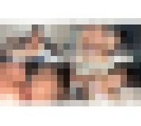 989731