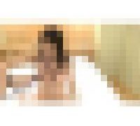 990225