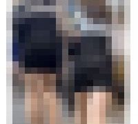 990235