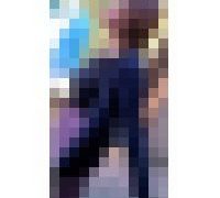 990257