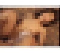 990373