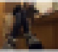 990391