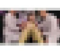 991751