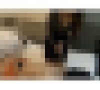 993068