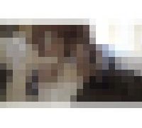 996323