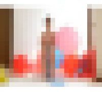 996572